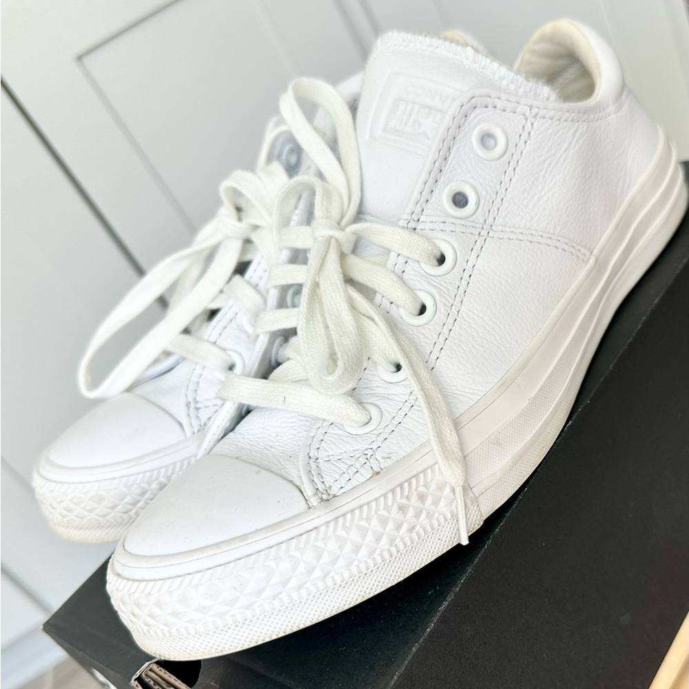 Converse All-White Leather Casual Sneakers - Picture 3 of 3